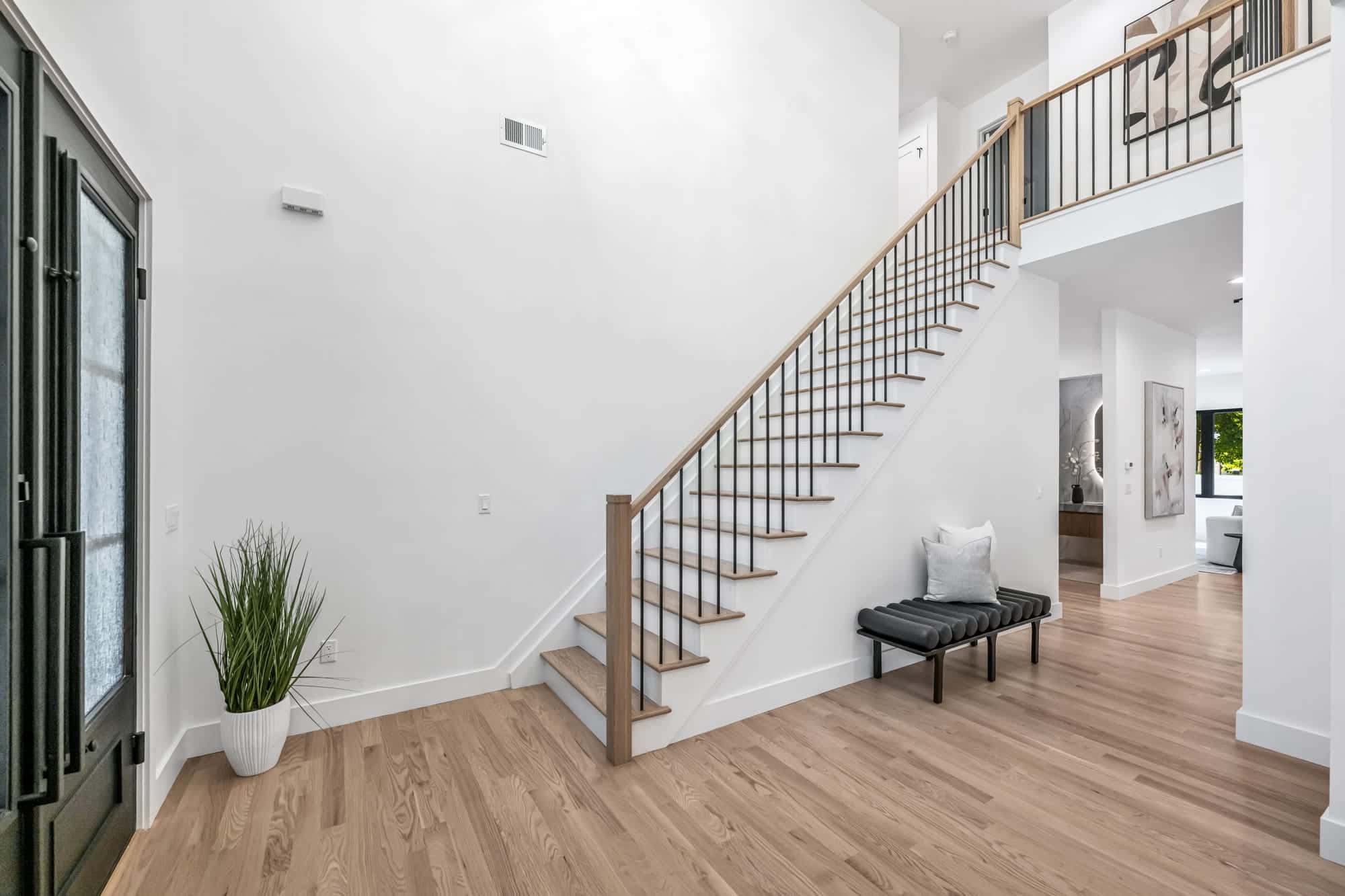 408 Terhune Ave — interior