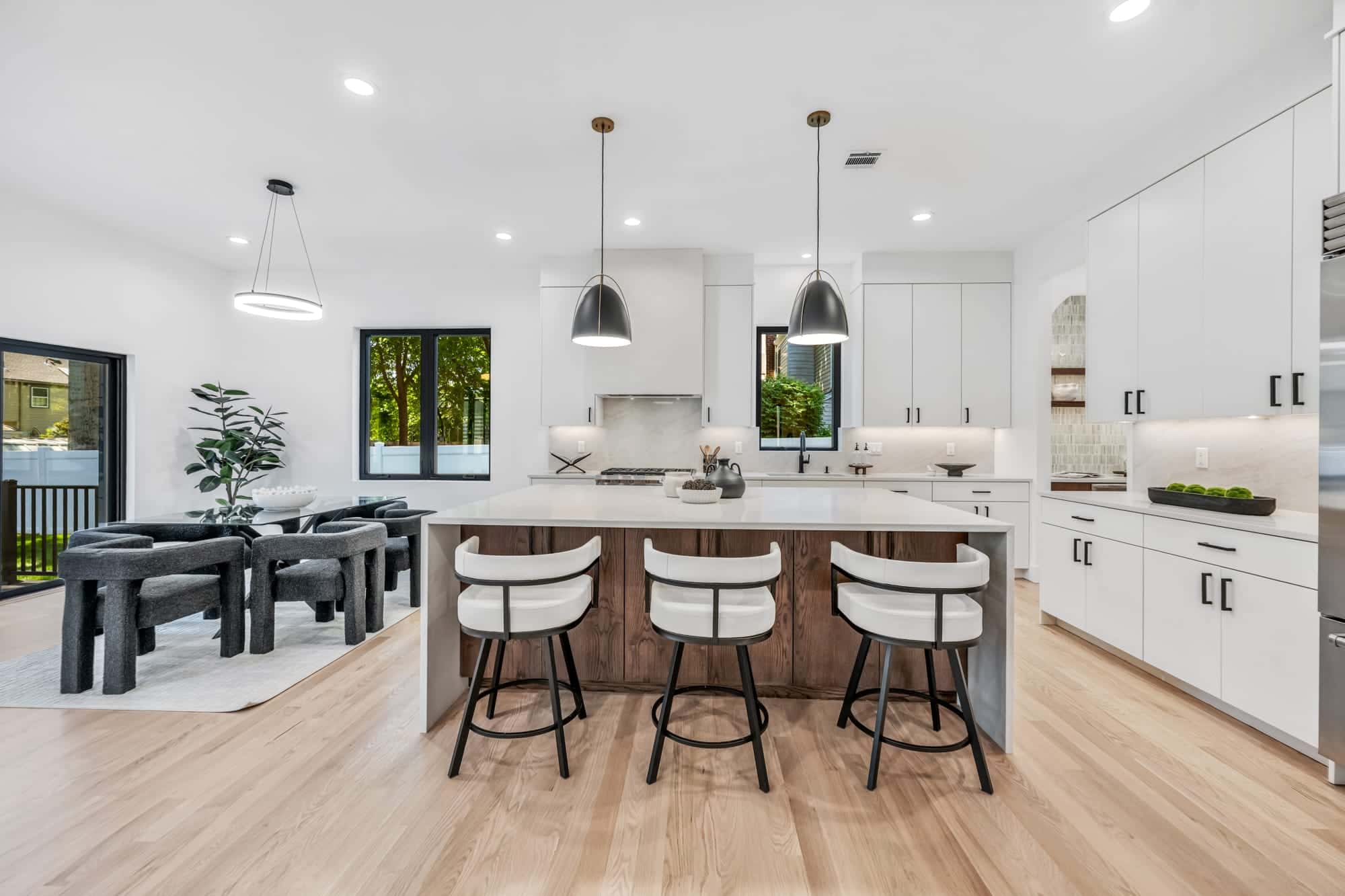 408 Terhune Ave — interior
