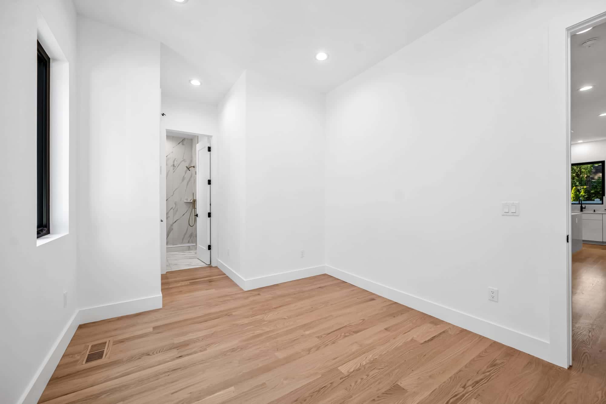 408 Terhune Ave — interior