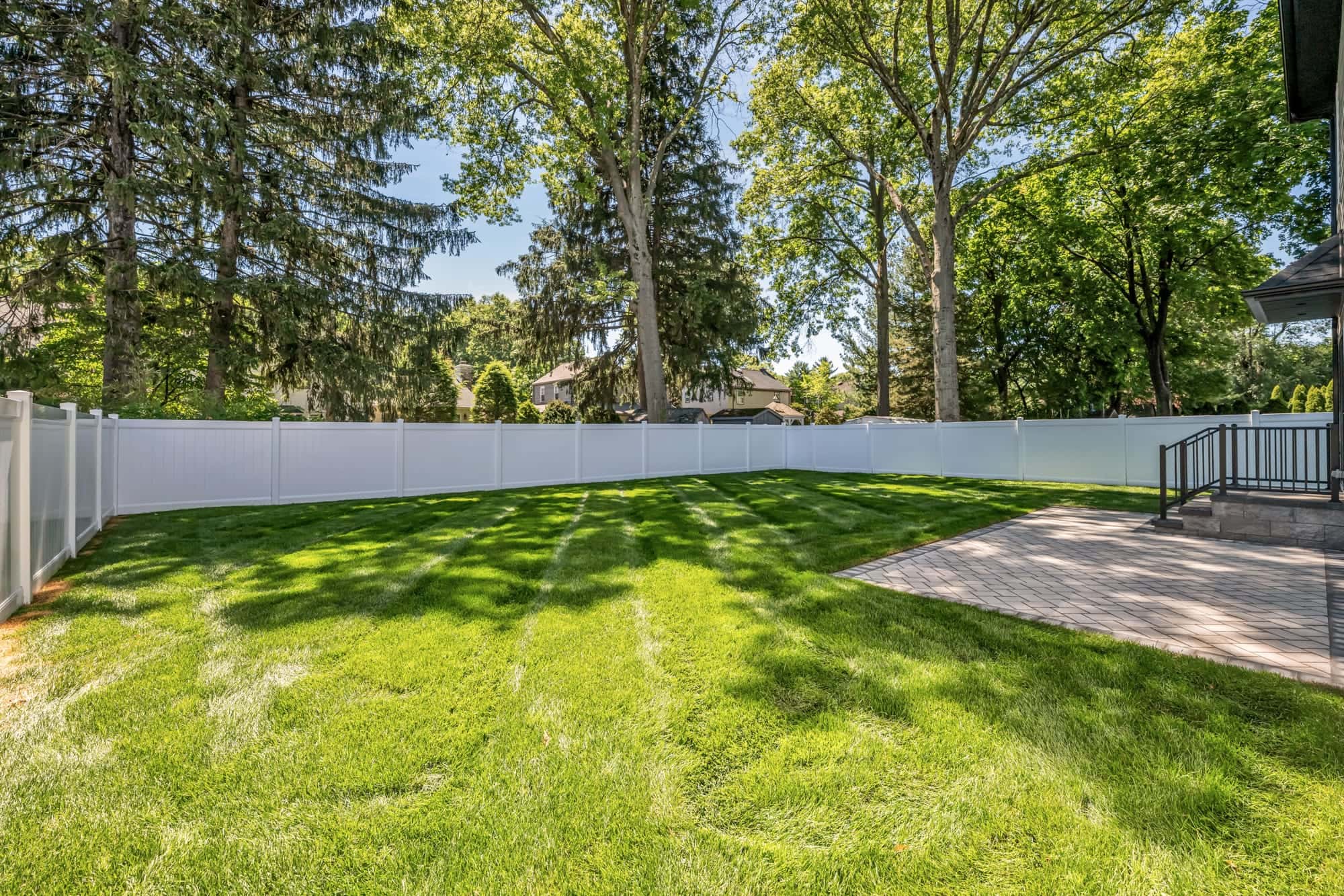 408 Terhune Ave — backyard
